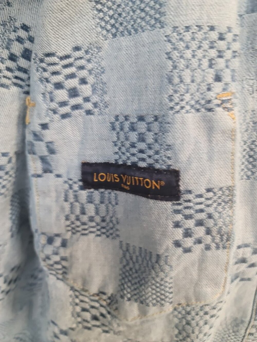 Louis Vuitton Men's 3D Denim Damier Short Sleeve Button-Up Shirt (IT 36) - Picture 6 of 12
